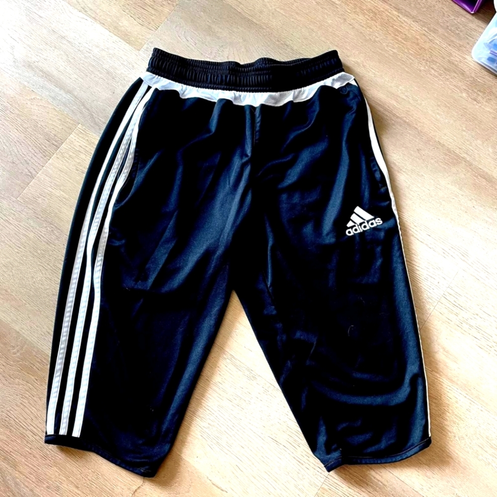LIKE NEW Adidas Sportline Capris